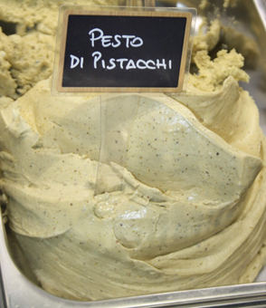 Eisidee Pesto di pistacchio. Pistazienpesto aus Pistazienmus 