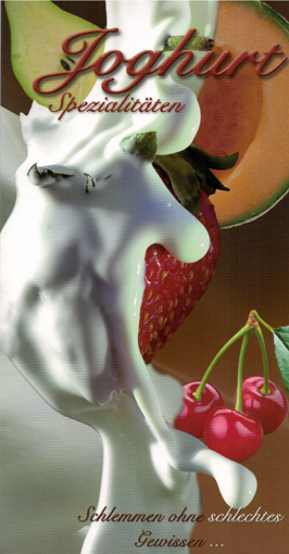 Titelblatt Jughurt Spezialitäten - Schlemmen ohne schlechtes Gewissen... Titelblatt mit Joghurt, Erdbeere und Kirschen.