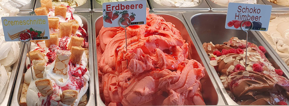 Beispiel für Eisvitrinen mit Eistaferln Eis & Gelati