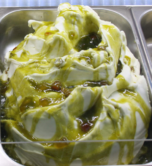 Eisidee: Buttermilch Limette. Variegato Limette auf Buttermilch Eis