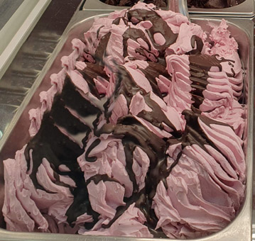 Eisidee Cherry Love. Copertura Kirsch als Eis