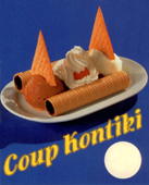 Coup Kontiki. Eisbecher mit Riesenhippen, 3 Eiskugeln, Obers und Faecherwaffeln.